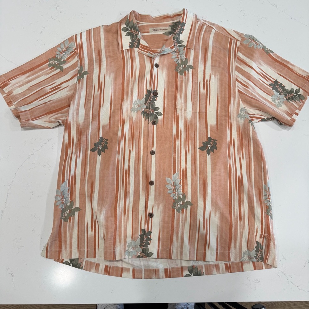 Tommy Bahama Men’s Silk Short Sleeve Button Up Shirt Orange Floral Print -XL